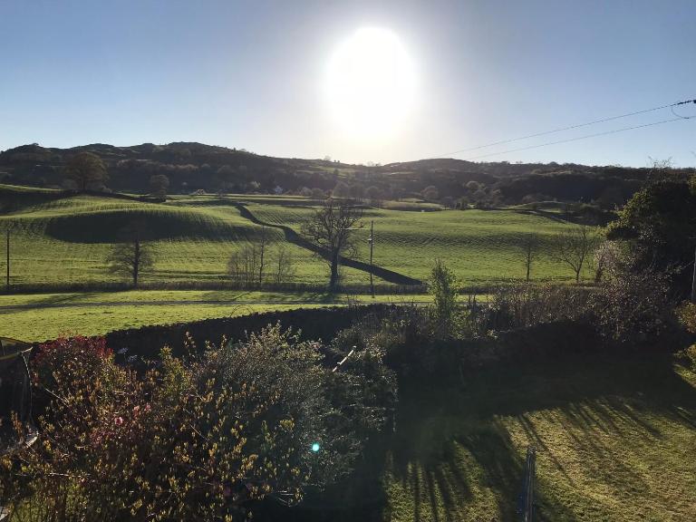 Hillgarth Holiday House - B&B Kendal