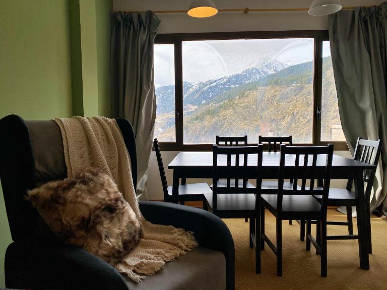 Apartamento en Soldeu a pie de pistas, wifi y parquin - Ferienwohnung Soldeu