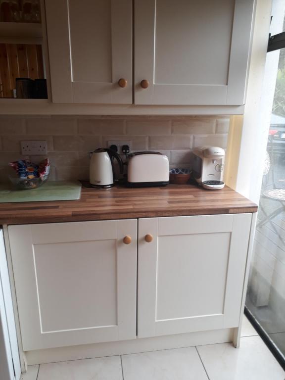 Apartment in the Heart of Kerry - B&B Knockeen Cross Roads