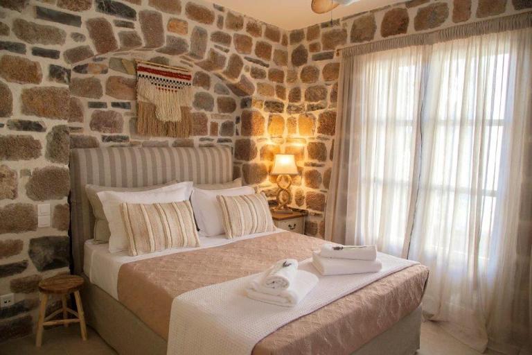 Lithos Residence Poros - B&B Poros