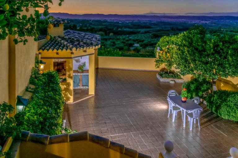 Terra Blanca del Benicadell - B&B Beniatjar