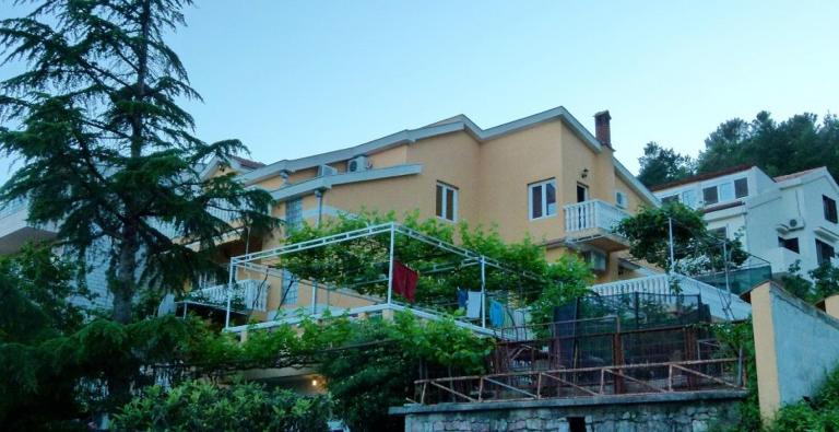 Apartments Antic - B&B Budva