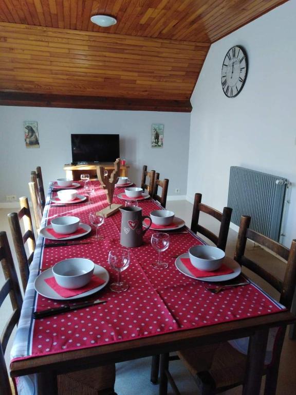 Location de la cascade 8 personnes - B&B Besse-et-Saint-Anastaise
