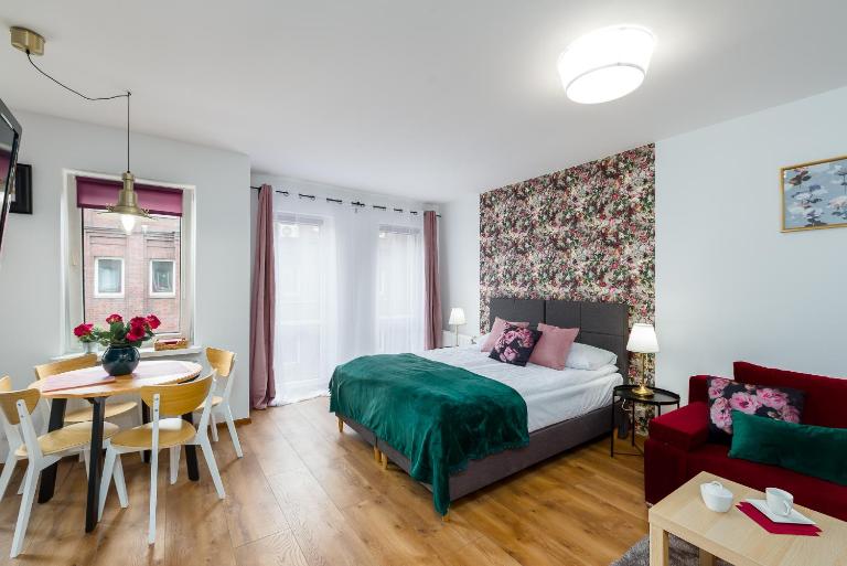 Sleepway Apartments - English Dream - Chambres d'hôtes Poznan