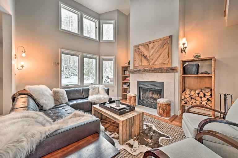Updated Condo Next to Burke Mountain Bike Trails! - B&B East Burke