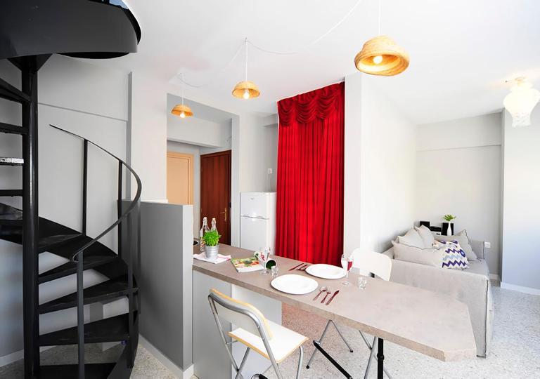 Live in Athens, PSYRRI Central Apartments - Bed and Breakfast Athene