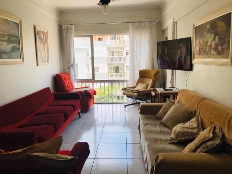 Apartamento Astúrias 2 Dorms Ar Cond - B&B Guarujá