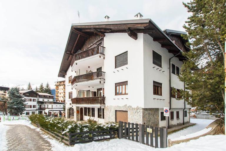 Appartamento sulla piazzetta centrale - Ferienwohnung Sauze d'Oulx