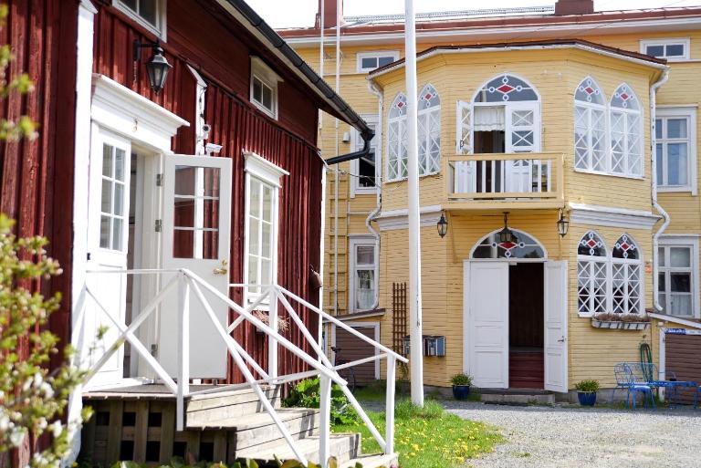 Krepelin Apartments - B&B Kristinestad
