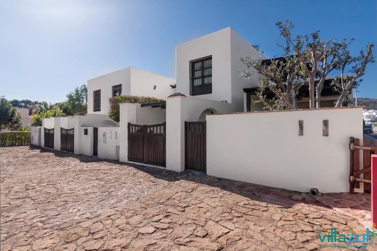 Caballo de Mar Frison Cabo de Gata - B&B San José