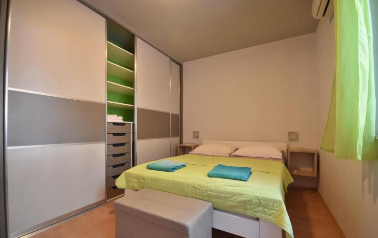 Room 4 Two - Bed and Breakfast Bol