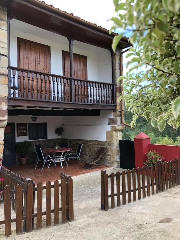 CASA RURAL DOSAL - B&B Ruiseñada