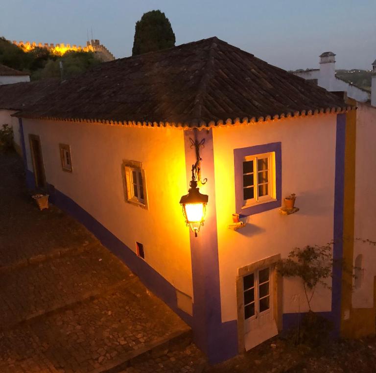The Castle House - Unique Places - B&B Óbidos