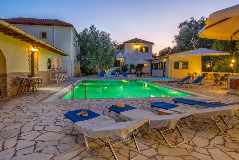Olympia Paxos Villas & Apartments - Ferienwohnung Gáïos