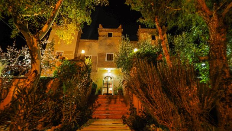 Riad Kasbah des Roches - B&B Akhendachou n’Aït Ouffi