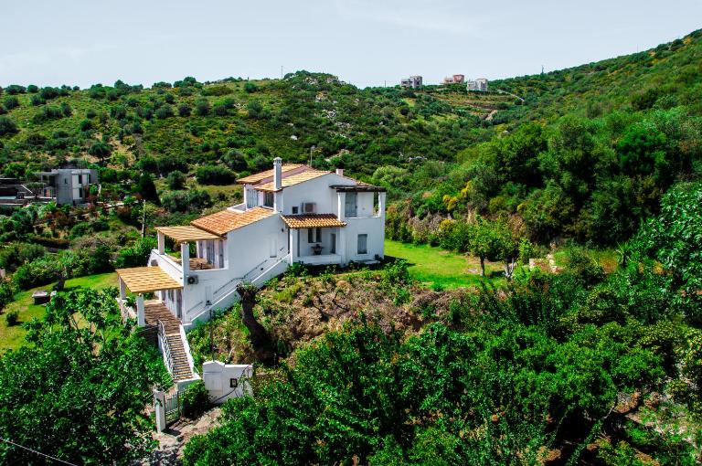 Villa Von Sophia / THE HOUSE - B&B Ágioi Apóstoloi