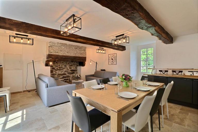 Chateau des Fontenelles - B&B Chavagne