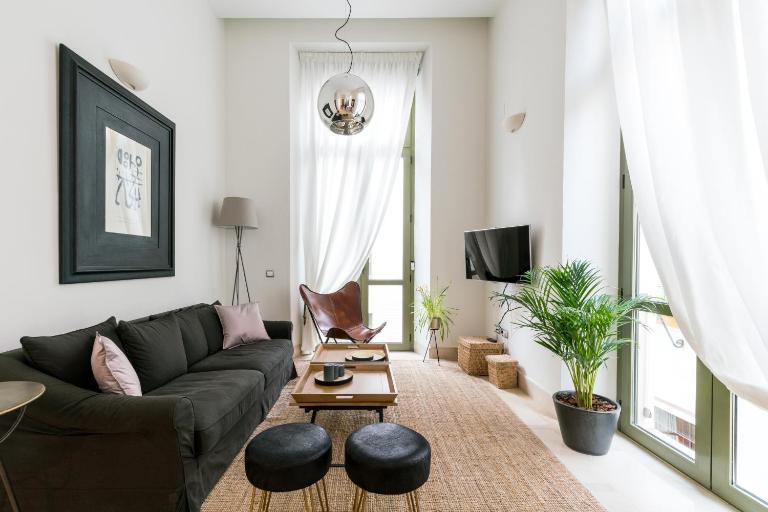 2E Stylish Bright Apartment Sevilla Downtown Azofaifo - B&B Seville