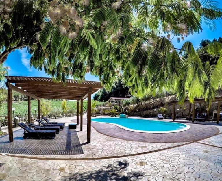 Agriturismo Tenute Pispisa Segesta - Bed and Breakfast Calatafimi