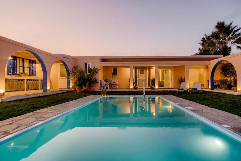 Afandou Beach Villas Sofias - Bed and Breakfast Afántou