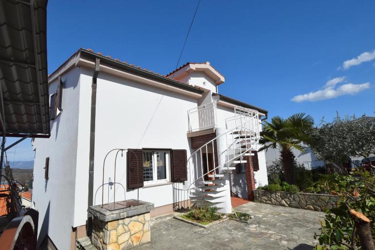 Apartment Slunjski - Ferienwohnung Njivice, Krk