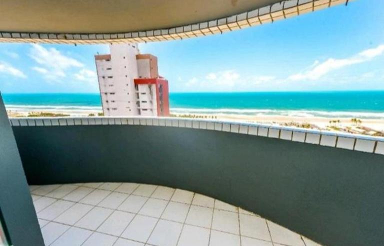 Apto Vista Beira Mar - Praia do Futuro a 100 mt da Praia - Bed and Breakfast Fortaleza