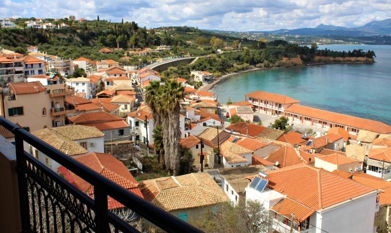 Balcony of Koroni - Ferienwohnung Koróni