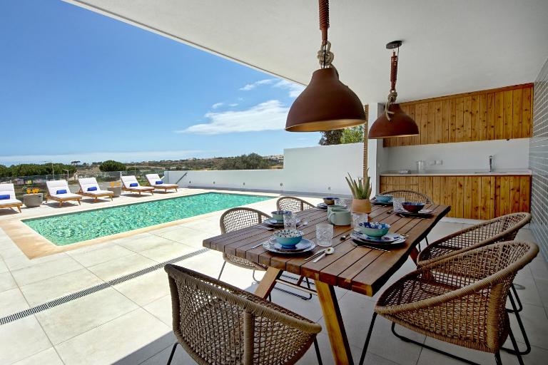 Villa Ocean Marina, Panoramic and heatable Pool by DreamvillasAlbufeira - B&B Albufeira
