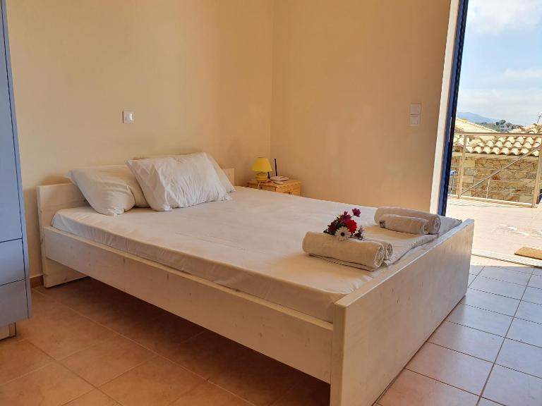 Stoupa Lefktro 3 - B&B Stoúpa