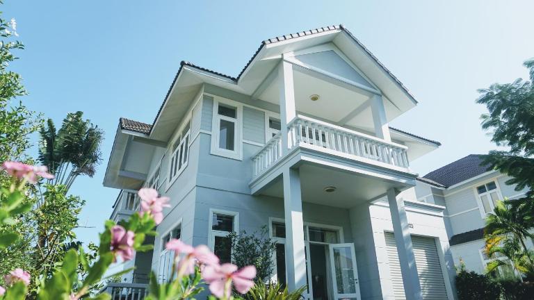 Villa Panda at Sea Links Golf Resort - B&B Mui Ne