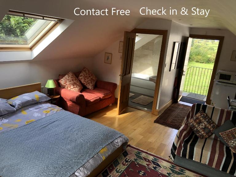 Rural Long Term Accommodation - Ferienwohnung Hillsborough