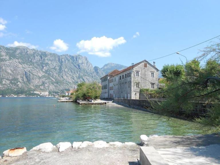 Apartman Vladan - B&B Kotor