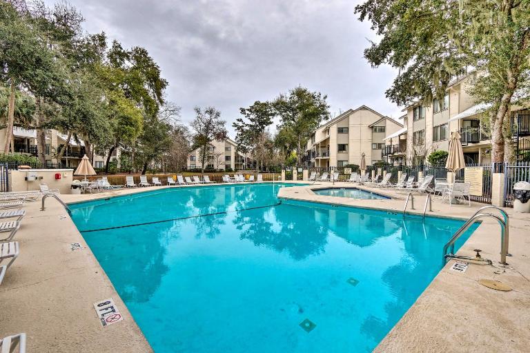 Walk to Beach: Hilton Head Island Tennis Retreat! - B&B Hilton Head
