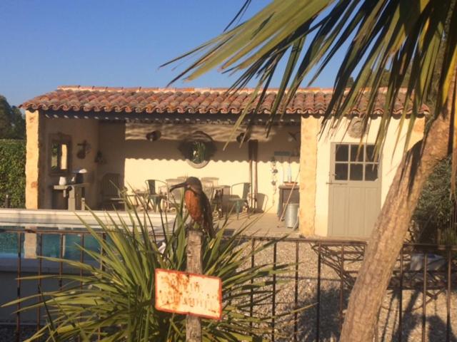 Appartement dans Mas Provencal - Ferienwohnung Grans