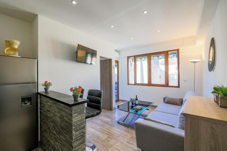 MASSENET PIETONNE AP4196 by Riviera Holiday Homes - Ferienwohnung Nizza
