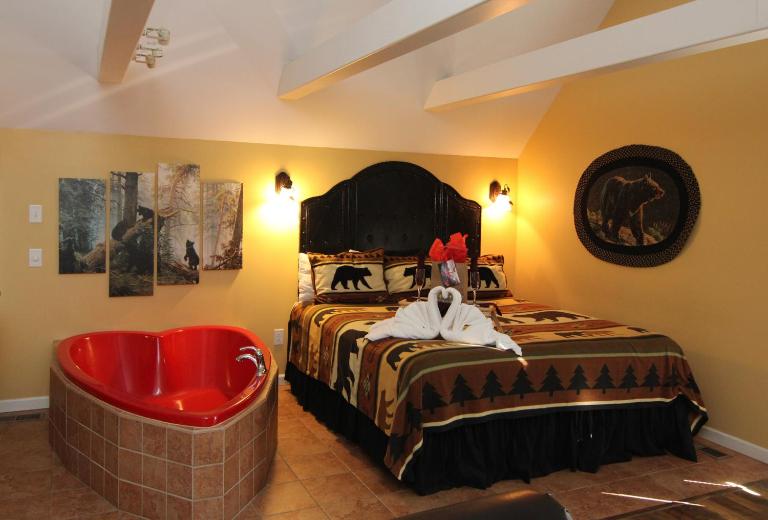 Mountain Romance - B&B Gatlinburg