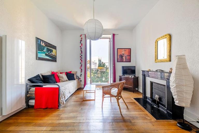 Le Denfert, 40m2 avec vue - B&B Grenoble