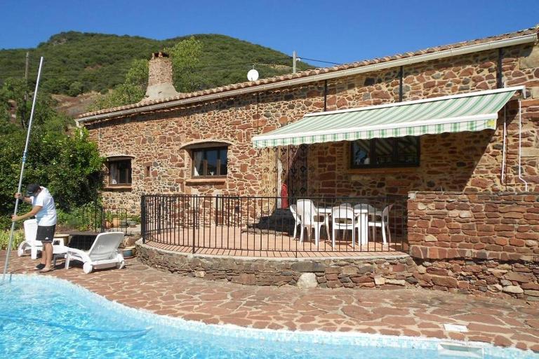 La Bergerie, with private pool and garden - Bed and Breakfast Lodève