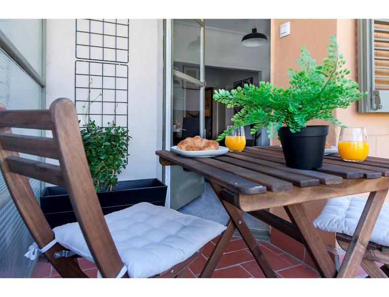 CENTRAL STYLISH EIXAMPLE - Casa Antonio By MyRentalHost - Ferienwohnung Barcelona