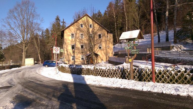 Übernachten im 500 Jahre alten ehemaligen Pochwerk im Erzgebirge - Pension ,,Sommerfrische'' - Bed and Breakfast Ehrenfriedersdorf