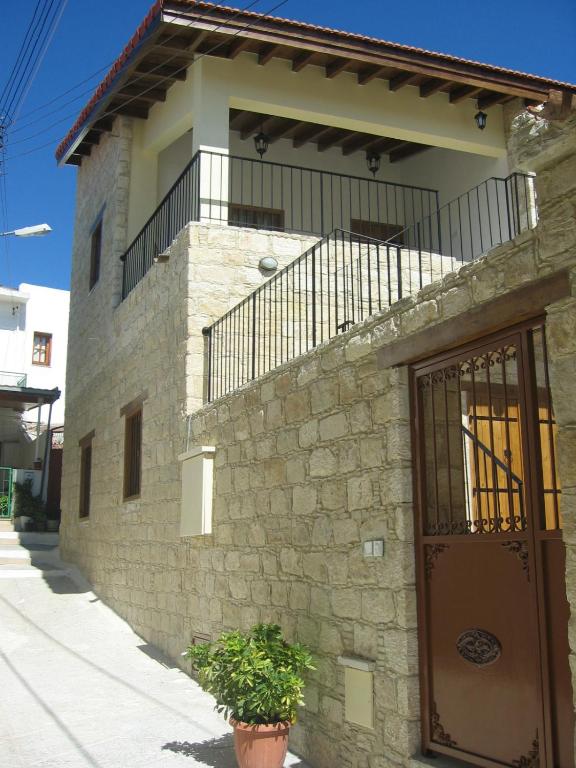 Omodos Katoi Holiday Homes - B&B Ómodos