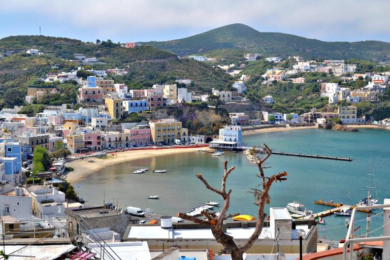 Maridea - Biscaglina - B&B Ponza