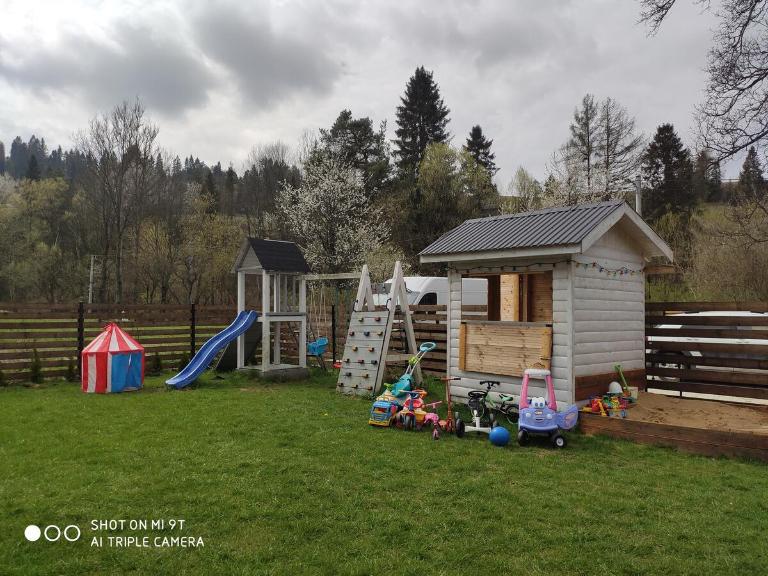 Gościnna Chata - B&B Jaworki