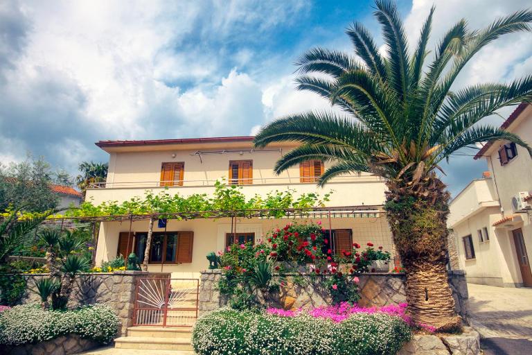 Apartments Katarina Porat - Chambres d'hôtes Malinska