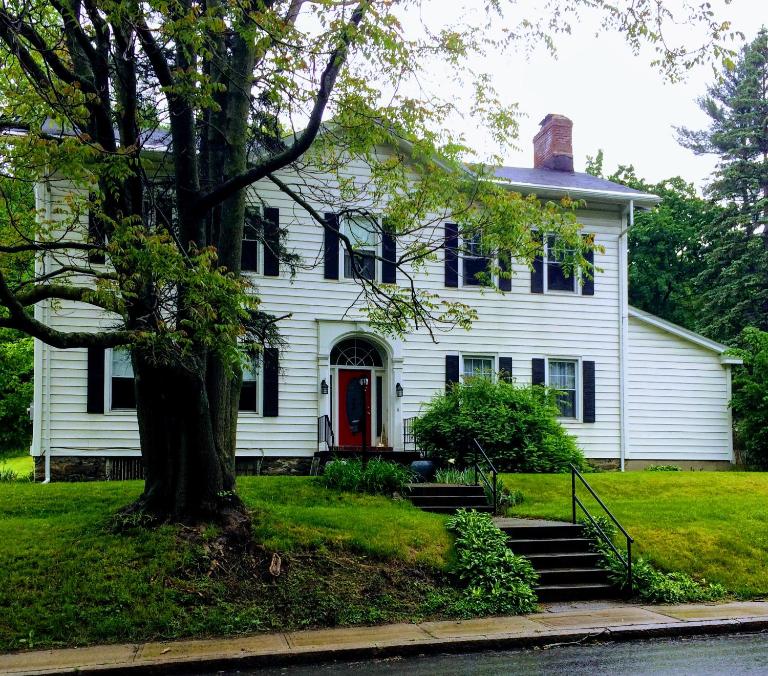 Gardner Farm Inn - B&B Troy