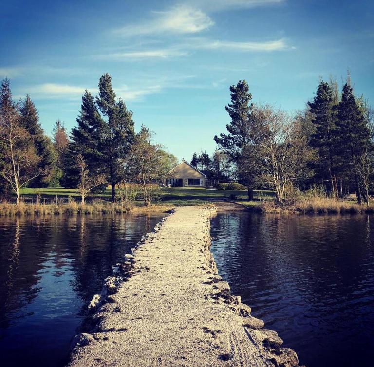 Amber Carron - B&B Oughterard