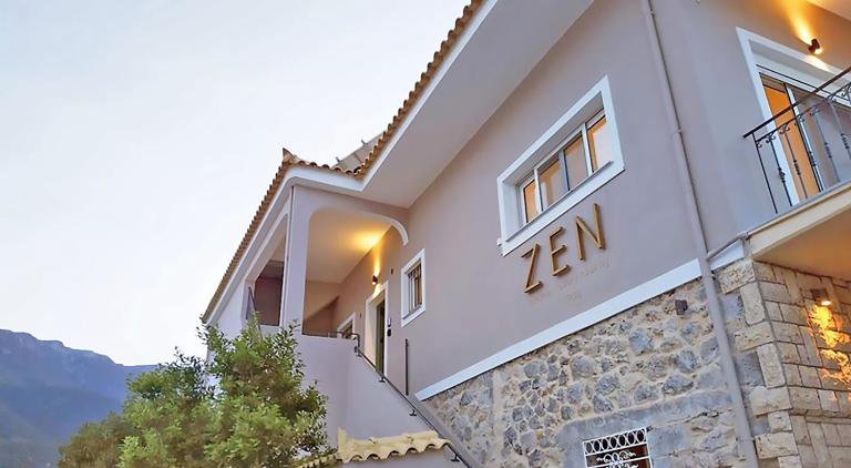 ZEN Minimal Luxury Housing Tyros - Bed and Breakfast Tyrós