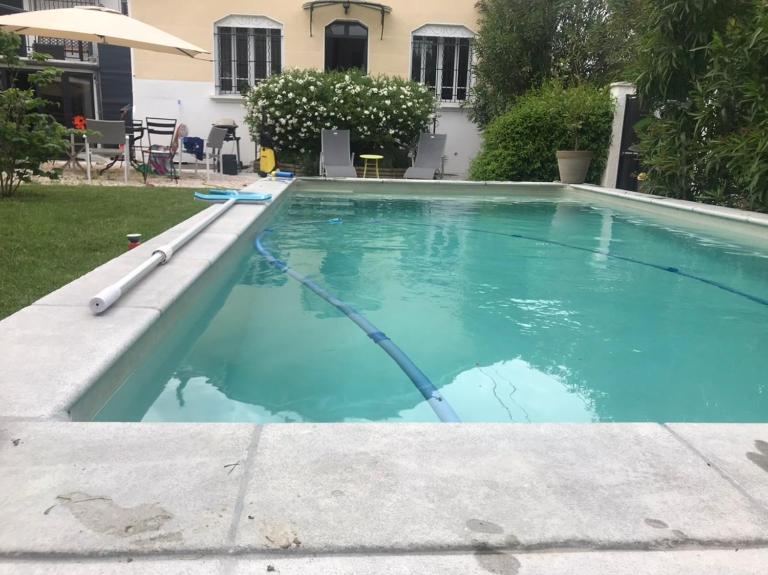 Villa au centre de Nîmes - Bed and Breakfast Nîmes
