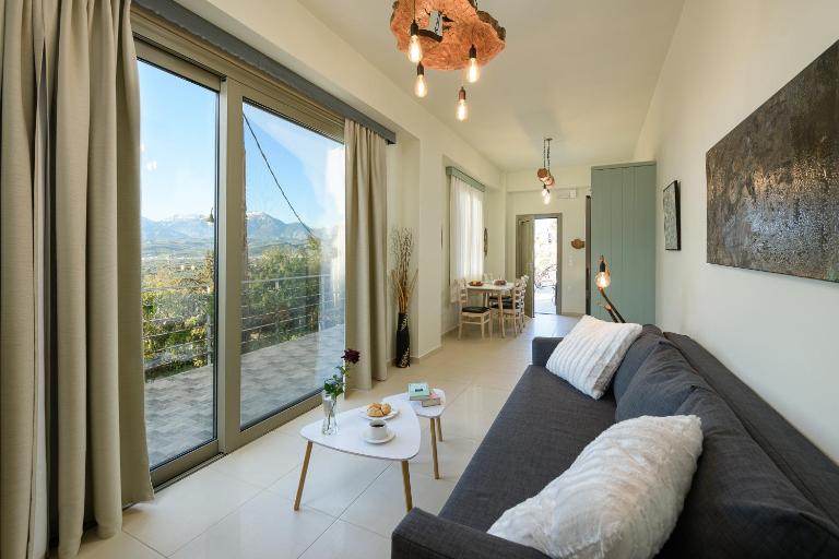 Aphrodite Mountain View - Ferienwohnung Péri