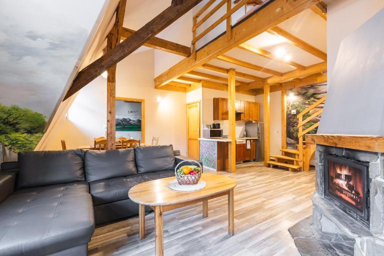 Apartamenty Krupówki 24 - Bed and Breakfast Zakopane